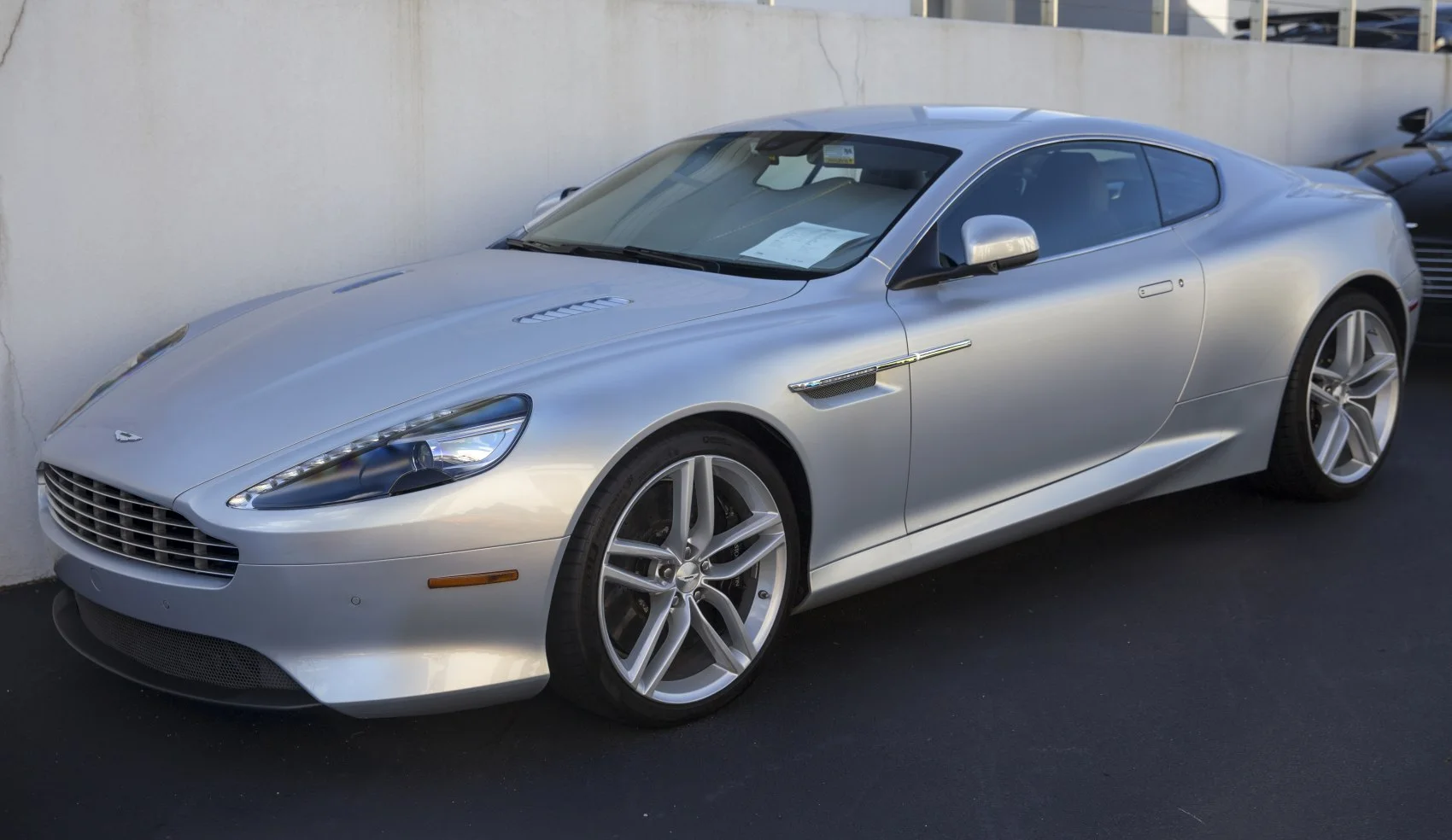 DB9 Coupe (facelift 2012) imagine reprezentativă