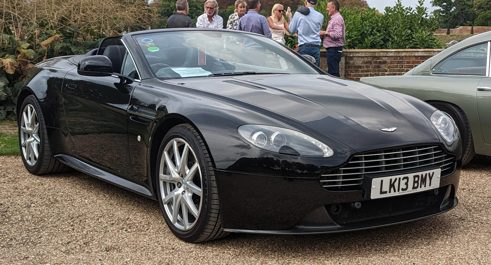 V8 Vantage Roadster (facelift 2008) imagine reprezentativă
