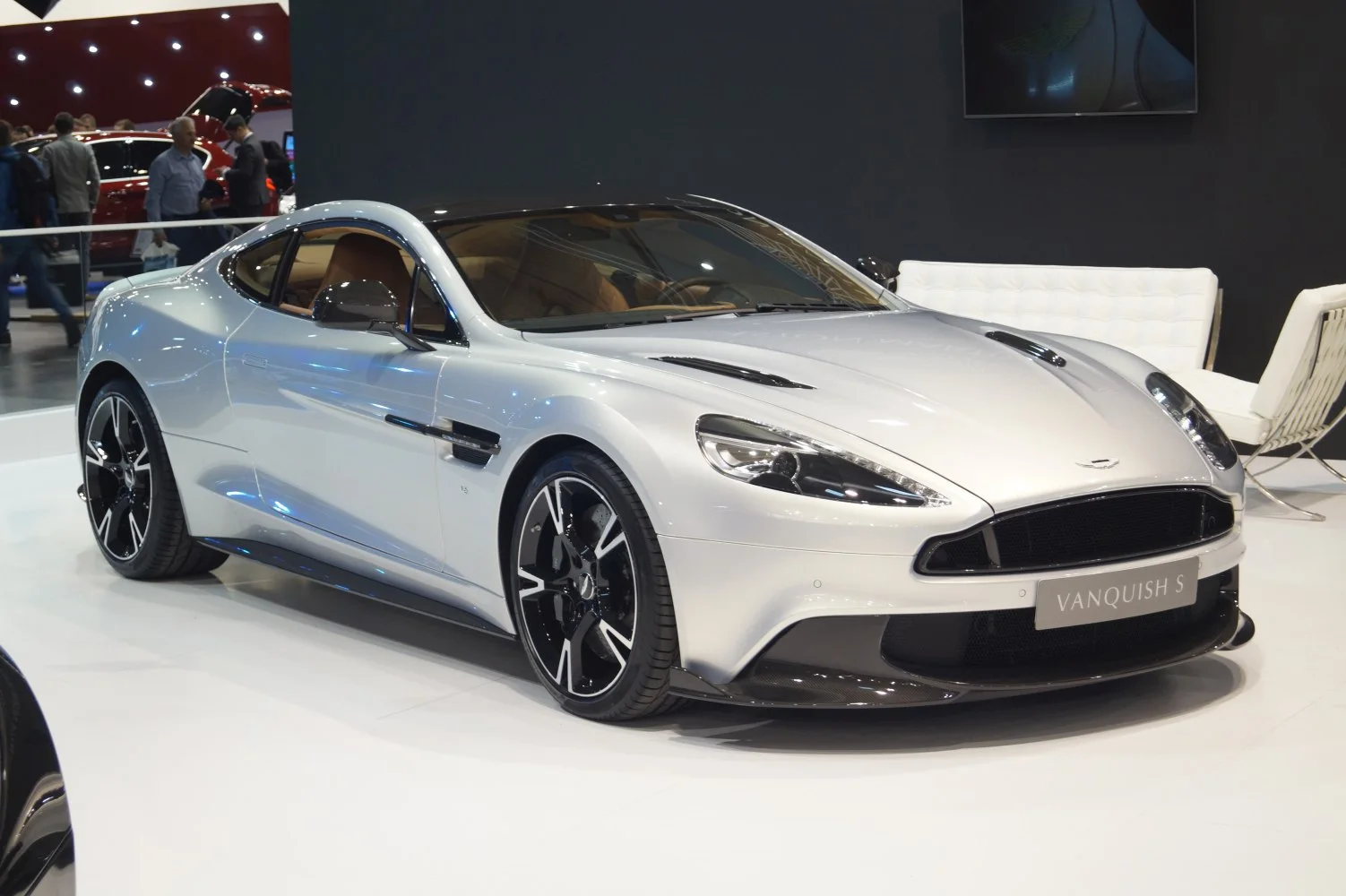 Vanquish S II imagine reprezentativă
