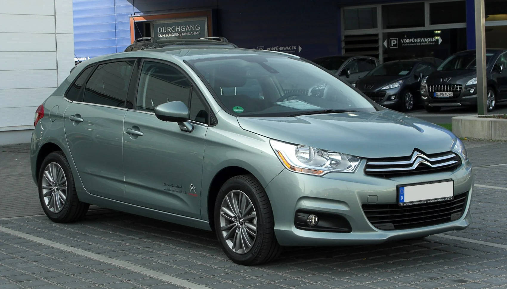 C4 II Hatchback (Phase I, 2010) imagine reprezentativă