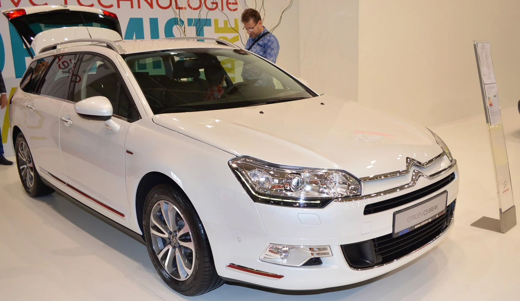 C5 Cross tourer imagine reprezentativă