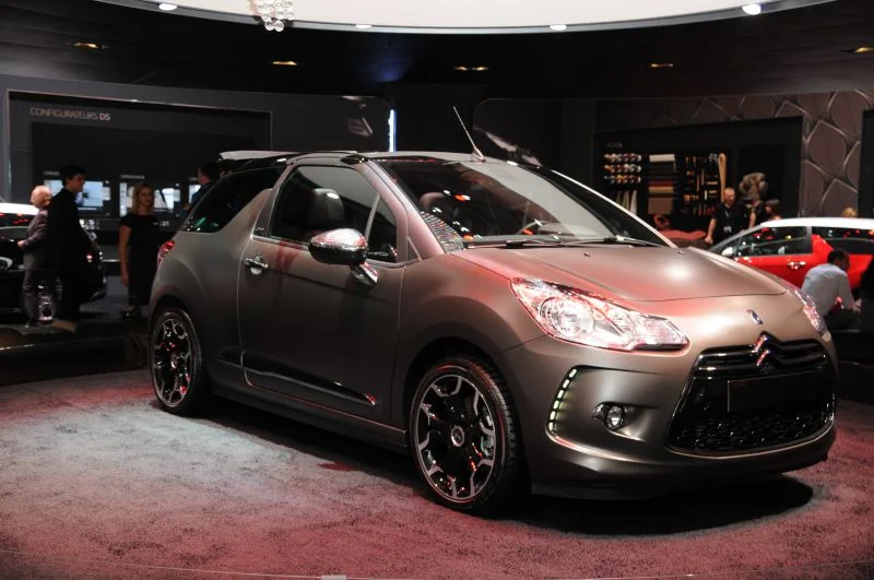 DS 3 (Phase II, 2014) Cabrio imagine reprezentativă