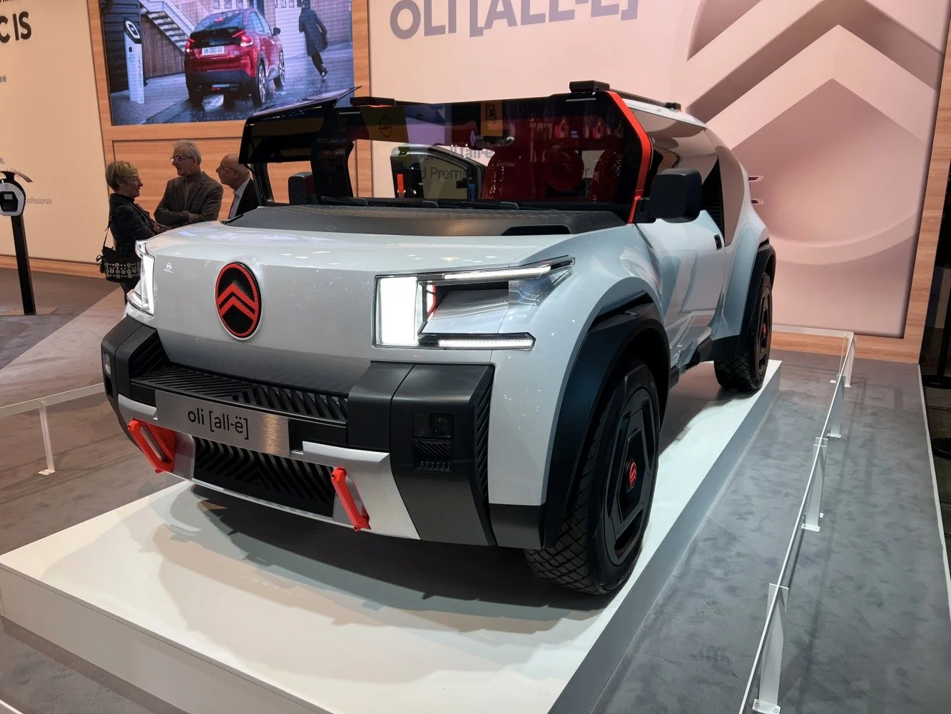 Oli (Concept car) imagine reprezentativă